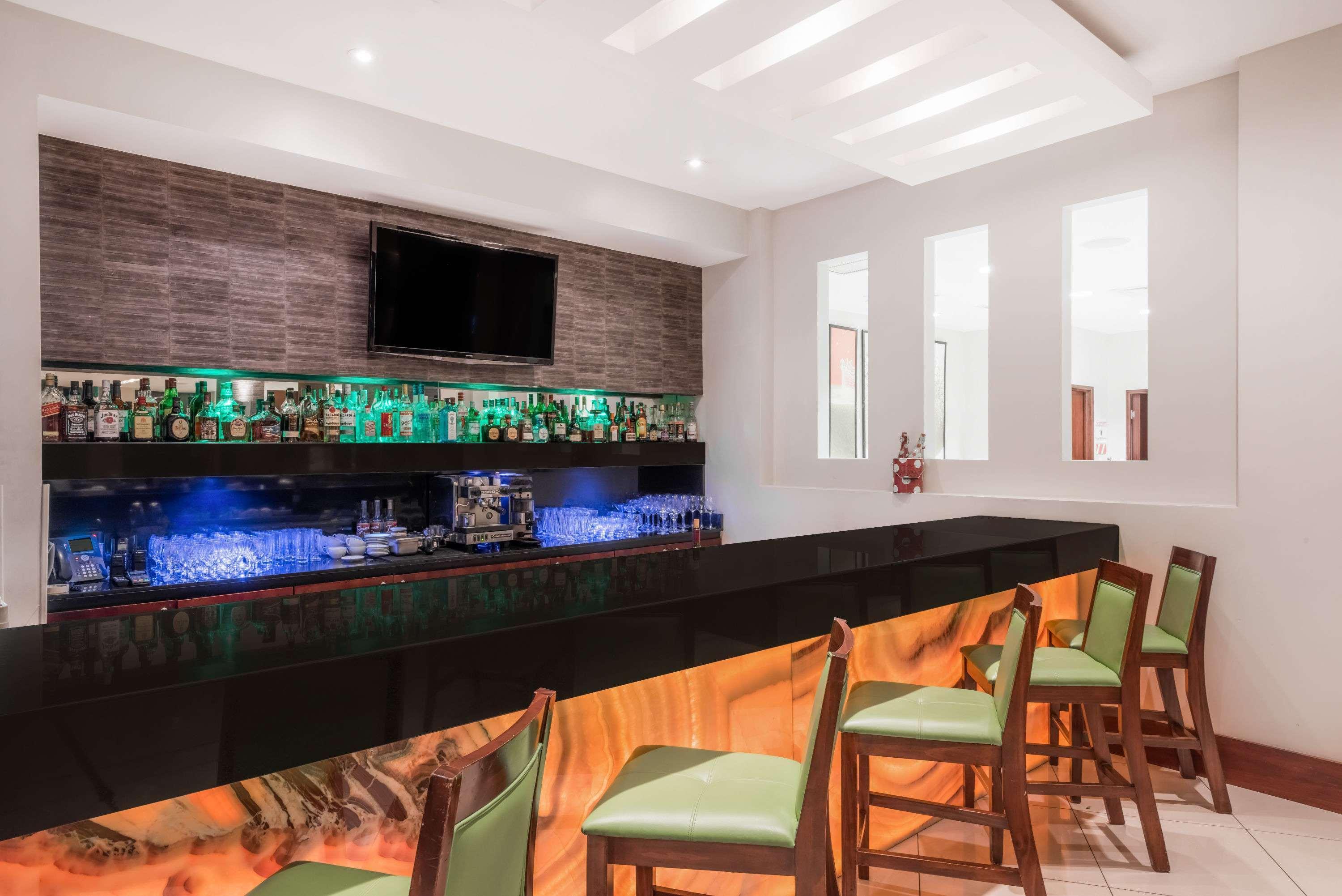 Отель Wyndham Garden San Jose Escazu, Costa Rica Экстерьер фото